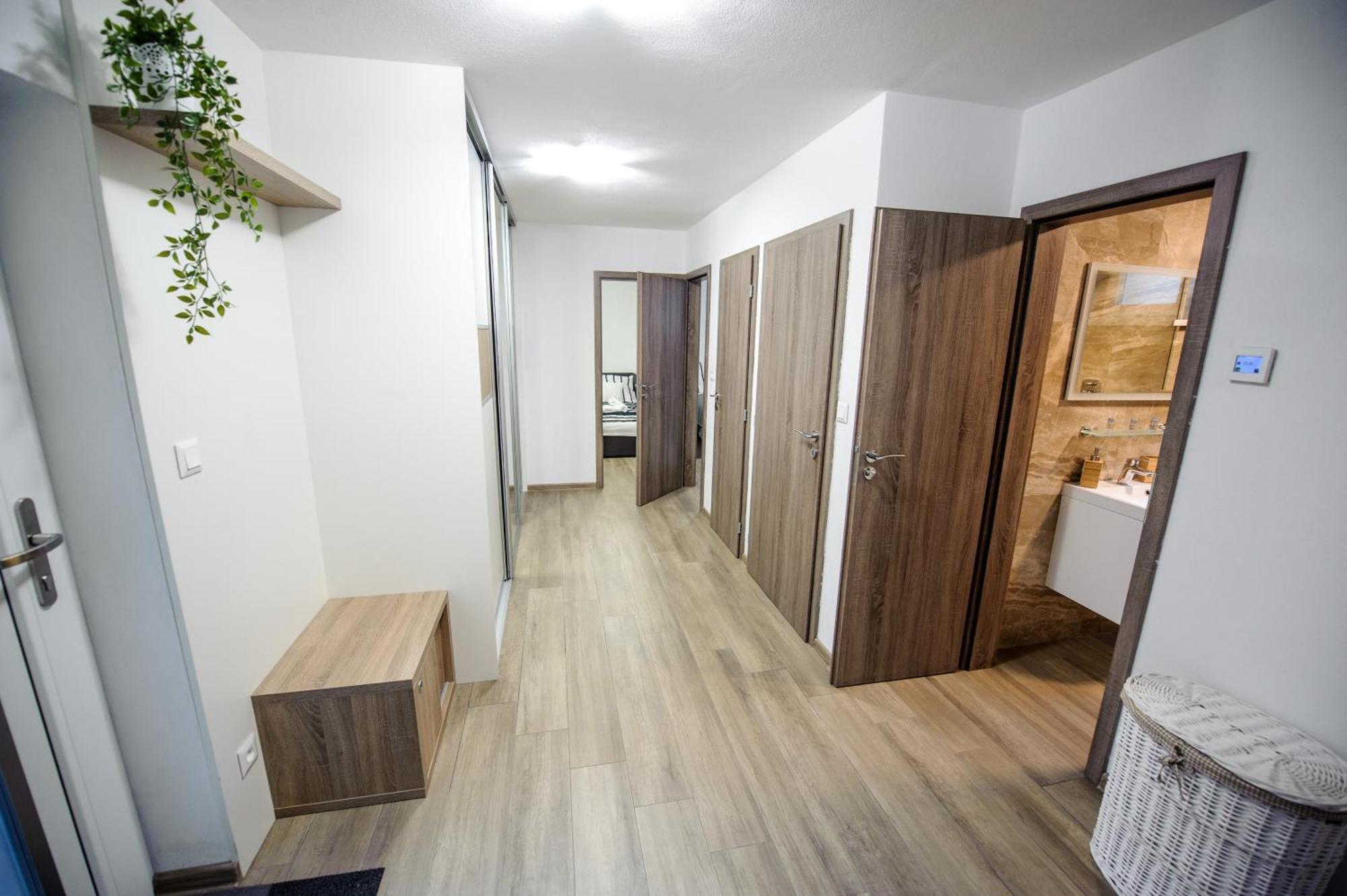 Milan&Eva Apartman Svätý Jur Kültér fotó